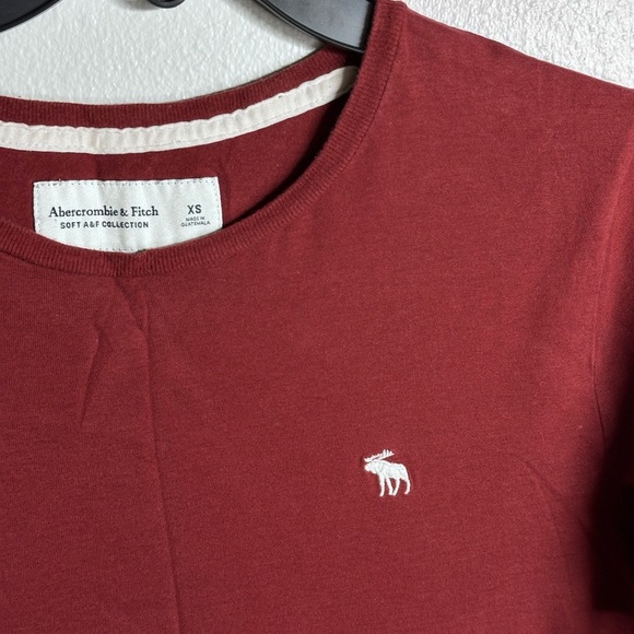 Abercrombie‎ & Fitch Men Soft A&F Collection Red T-shirt Size XS. - Picture 3 of 7